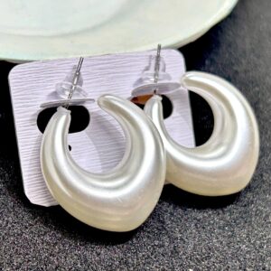 Fabia Korean Loop Stud Earrings