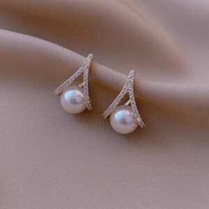 Crystal pearl zirconia studs