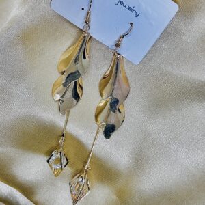 Double Leaf Rhombus Tassel Gold Earrings
