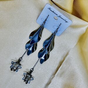 Double Leaf Black Metal Star Tassel Earrings