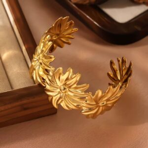 Korean Anti Tarnish Flower Cuff Bracelet | Washable & Hypoallergenic
